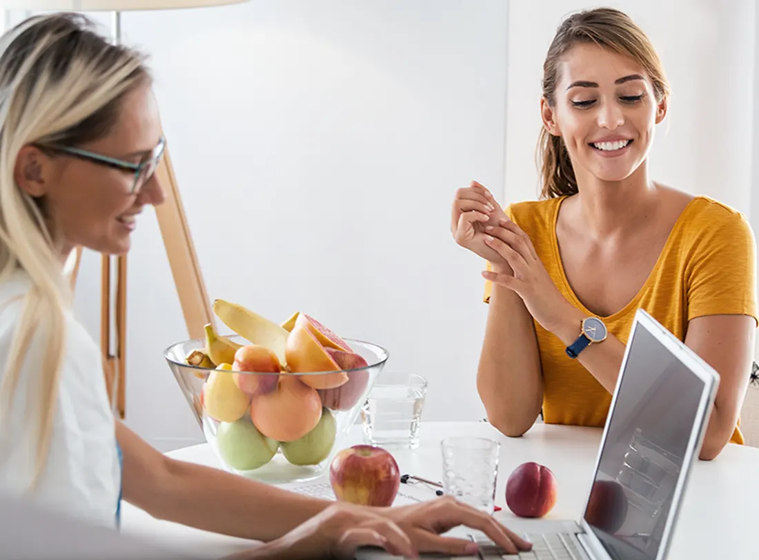 Ci si rivolge al nutrizionista per vari motivi, fondamentalmente perché l'alimentazione giusta è soggettiva per qualsiasi obiettivo o necessità personale:
Perdere peso o mantenere il peso forma
Migliorare la tua salute generale
Ridurre il rischio di malattie croniche
Aumentare la tua energia
Migliorare la tua digestione
Aumentare la tua massa muscolare
Migliorare la tua performance sportiva
Valutazione della composizione corporea tramite bioimpedenziometrico